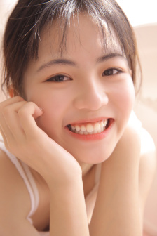 唐一菲个人资料